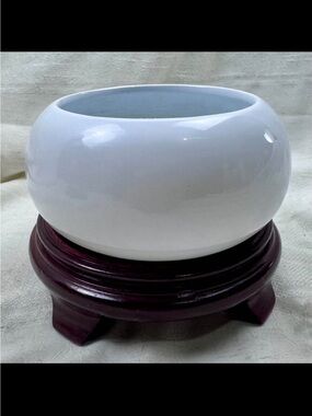 Vintage Kmart, Troy Michigan Chinese Porcelain Blanc de Chine Bowl with Stand